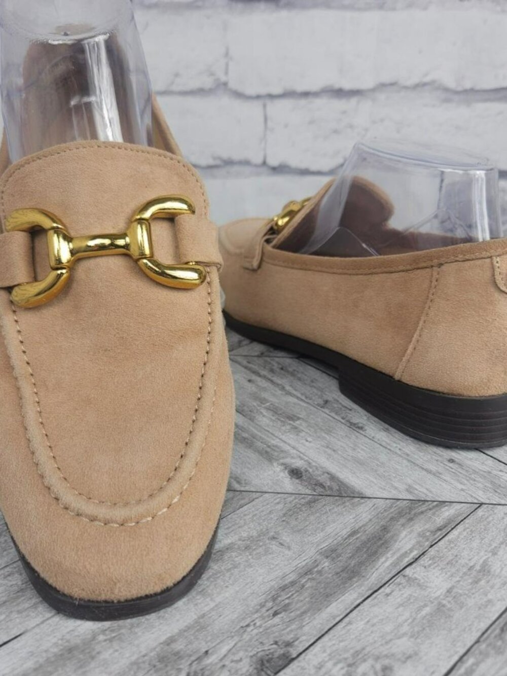Anne Klein Lori Loafer Flats Tan Suede Gold Bit AKiflex Womens 9.5 M Shoes Beige